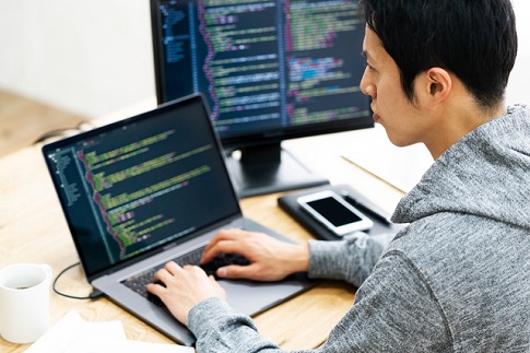 WEB制作スタッフ
